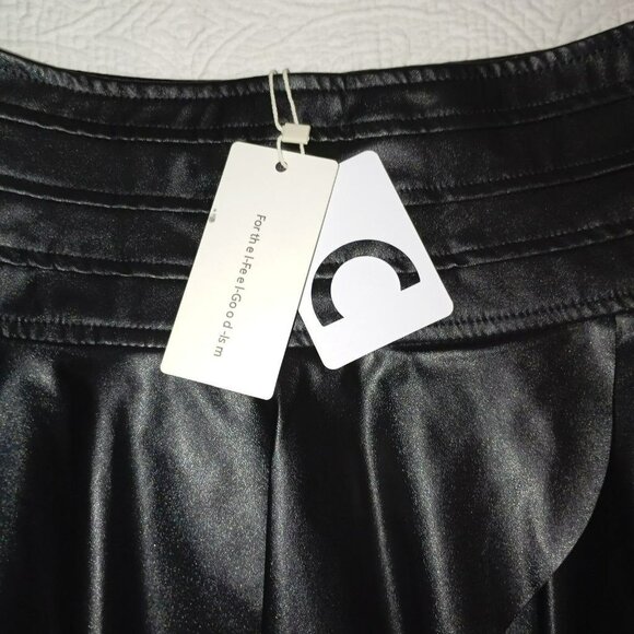 Black Layered Ruffle Mini Skirt M Polyester Womens Fashion Synthetic Leather - Picture 3 of 8